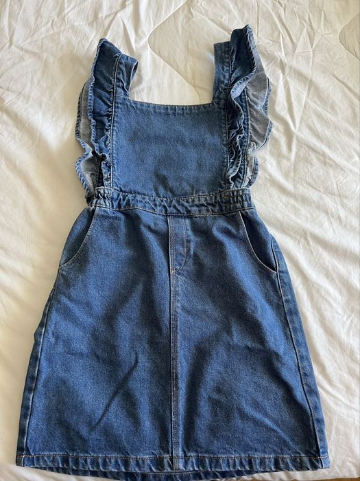 Vestido e saia de peito
