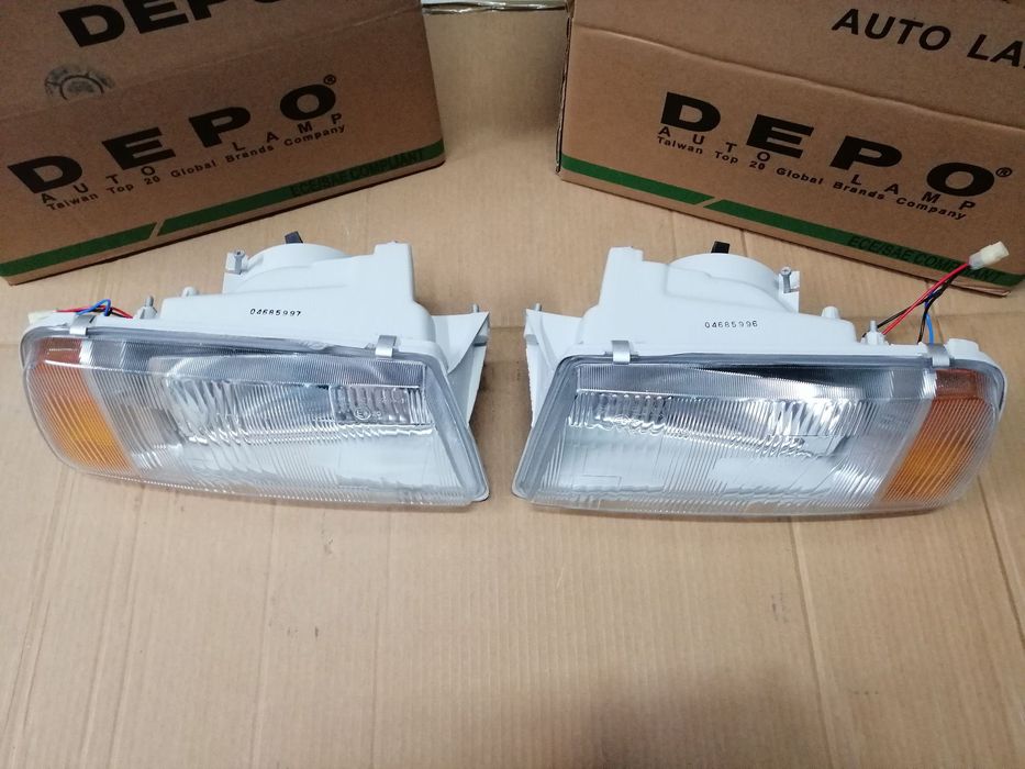 Conjunto de 2 faróis /óticas da frente Suzuki Vitara NOVOS