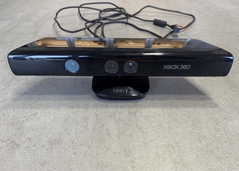 Сенсор движений Kinect  для Xbox 360