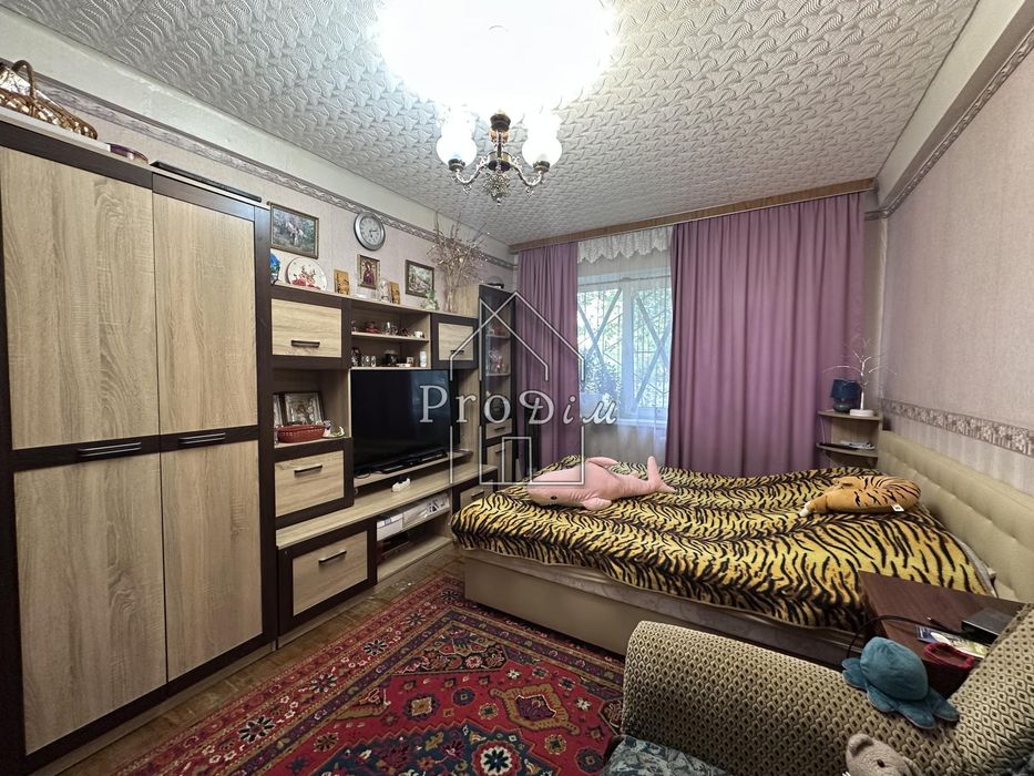 Продаж двокімнатна квартира 45м2 Бекешкіної 22 Терміново