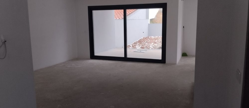 Excelente Moradia Nova