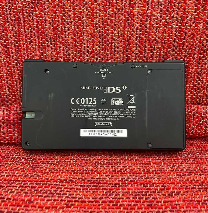 Nintendo DSi Preta (+80 Jogos) - Desbloqueada