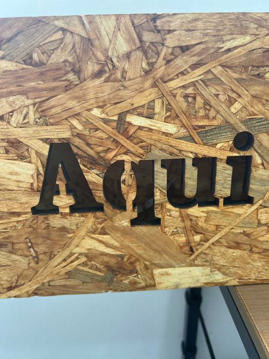 Placa decorativa "Aqui Cc é Companheiro de Cerveja" (com iluminação)