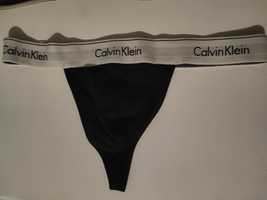 świetne stringi Calvin Klein jak nowe