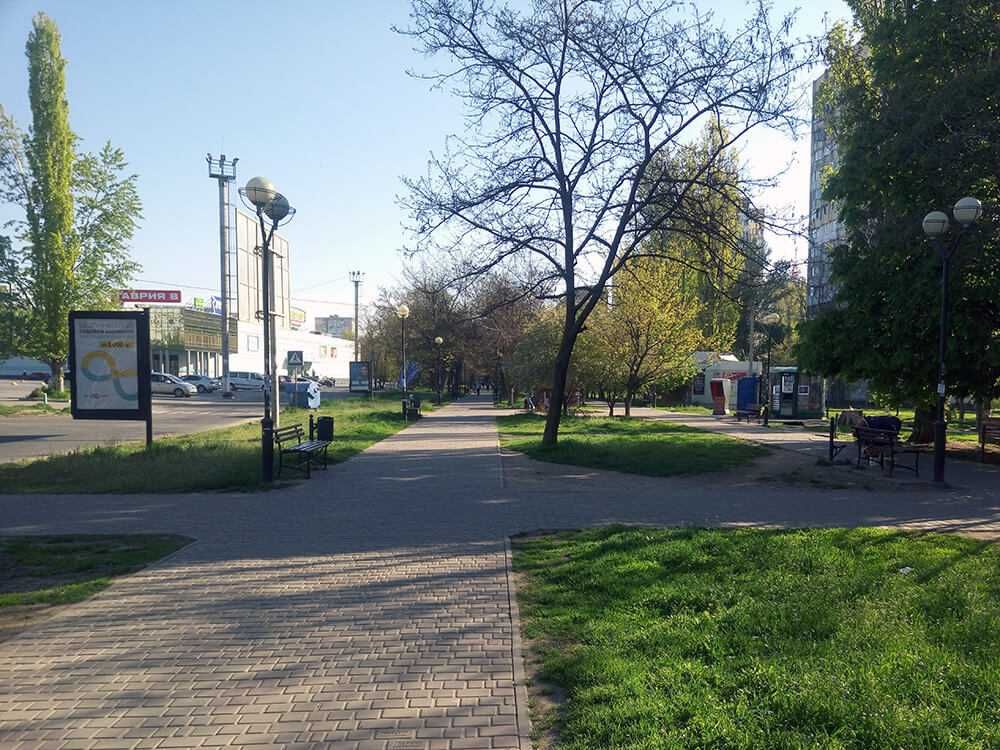 Трехкомнатная квартира в районе ТЦ Семья.