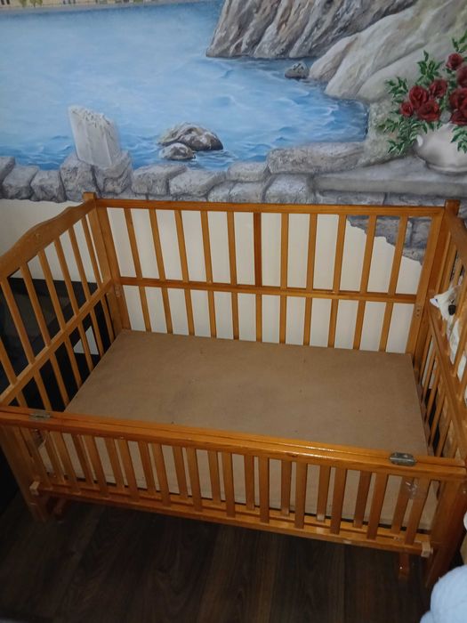 Продам вживане  дитяче ліжечко