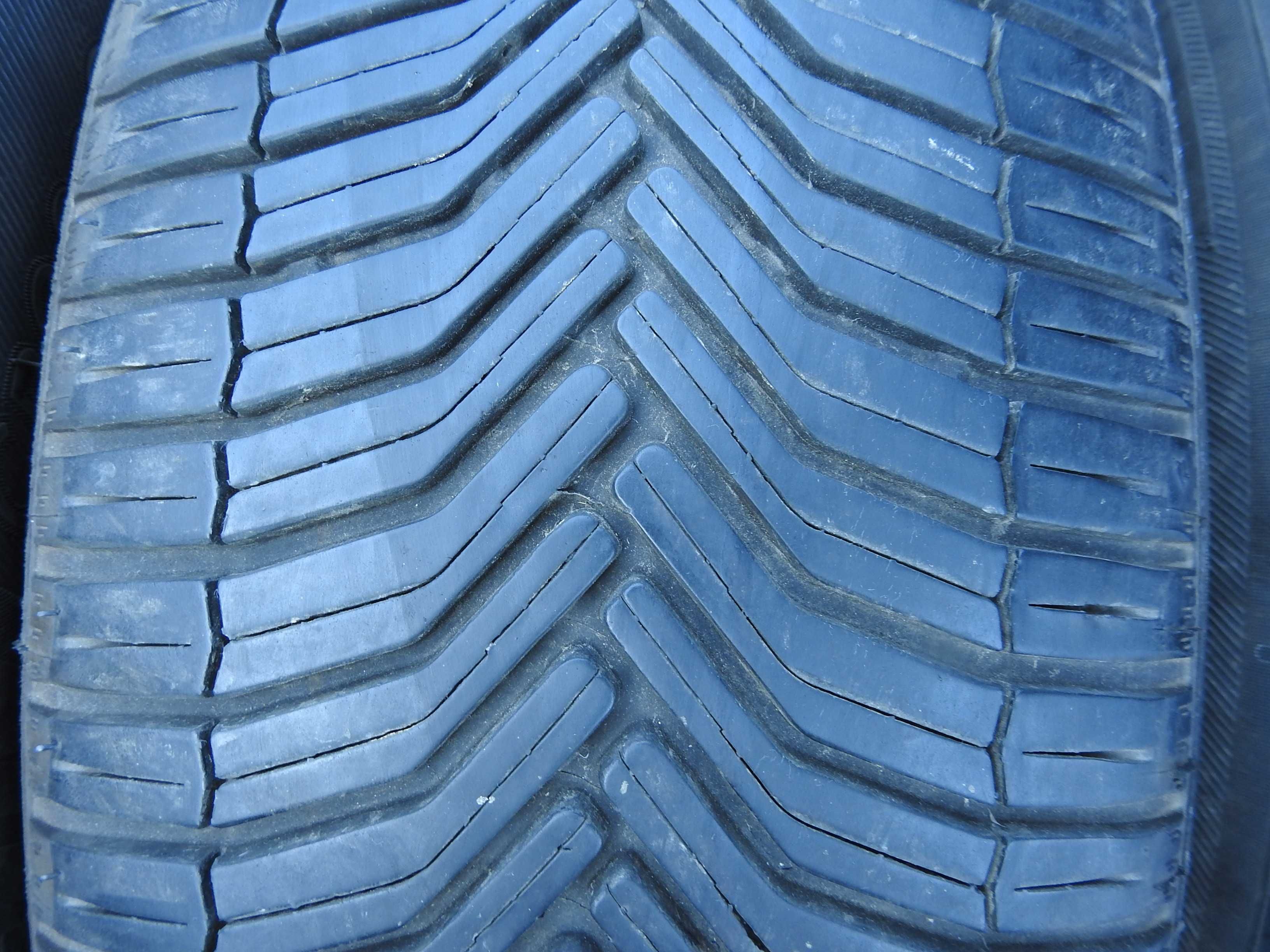 4x MICHELIN CrossClimate AO 235/60r18 103V 2021rok 4x6mm