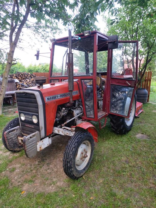 Massey Ferguson MF 255