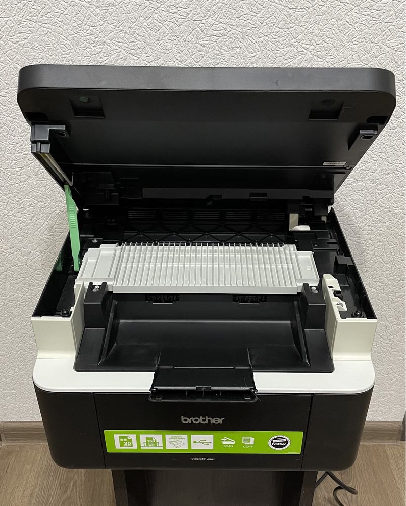 Лазерный принтер-сканер Brother МФУ DCP 1512-R