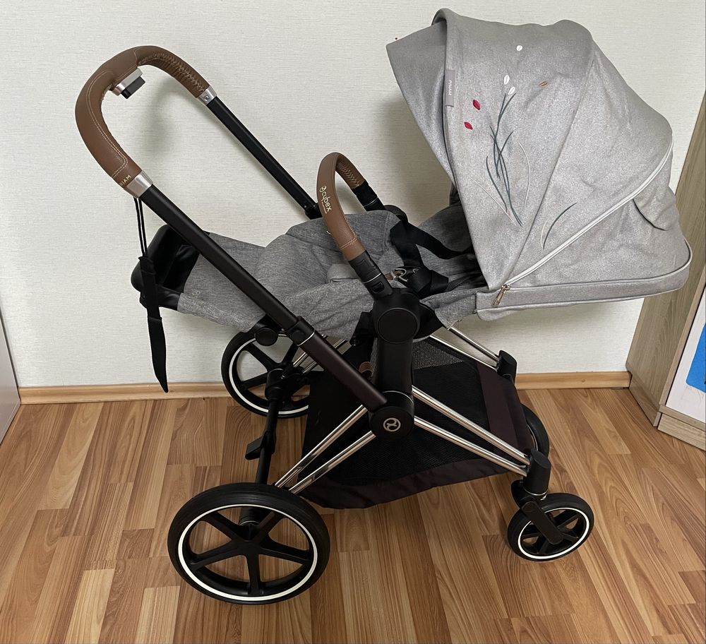 Коляска / візок 2 в 1 Cybex Karolina Kurkova Chrome Priam koi