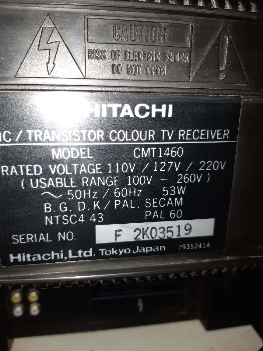 Телевизор HITACHI CMT1460  диагональ 14дюймов.