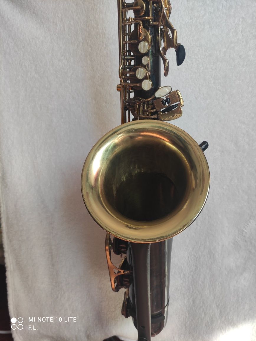 Saxofone tenor raro