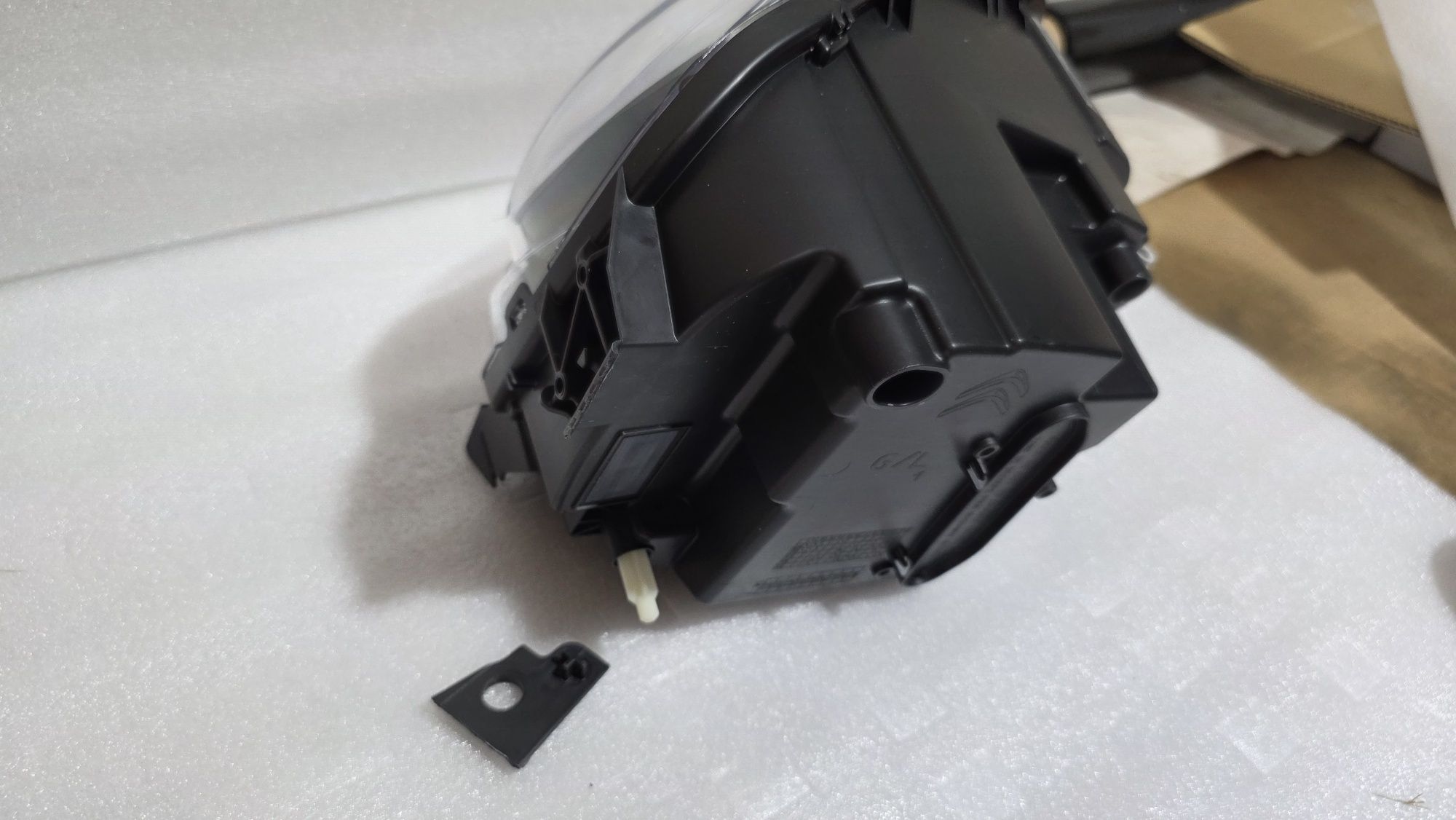 Lampa lewy przód lewa citroen c3 III 3 lift nowa oryginał ful led Eu