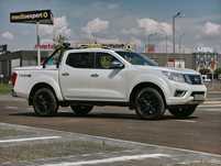 Nissan Navara Nissan Navara, wersja limitowana Trek, full opcja, pierwszy wł.