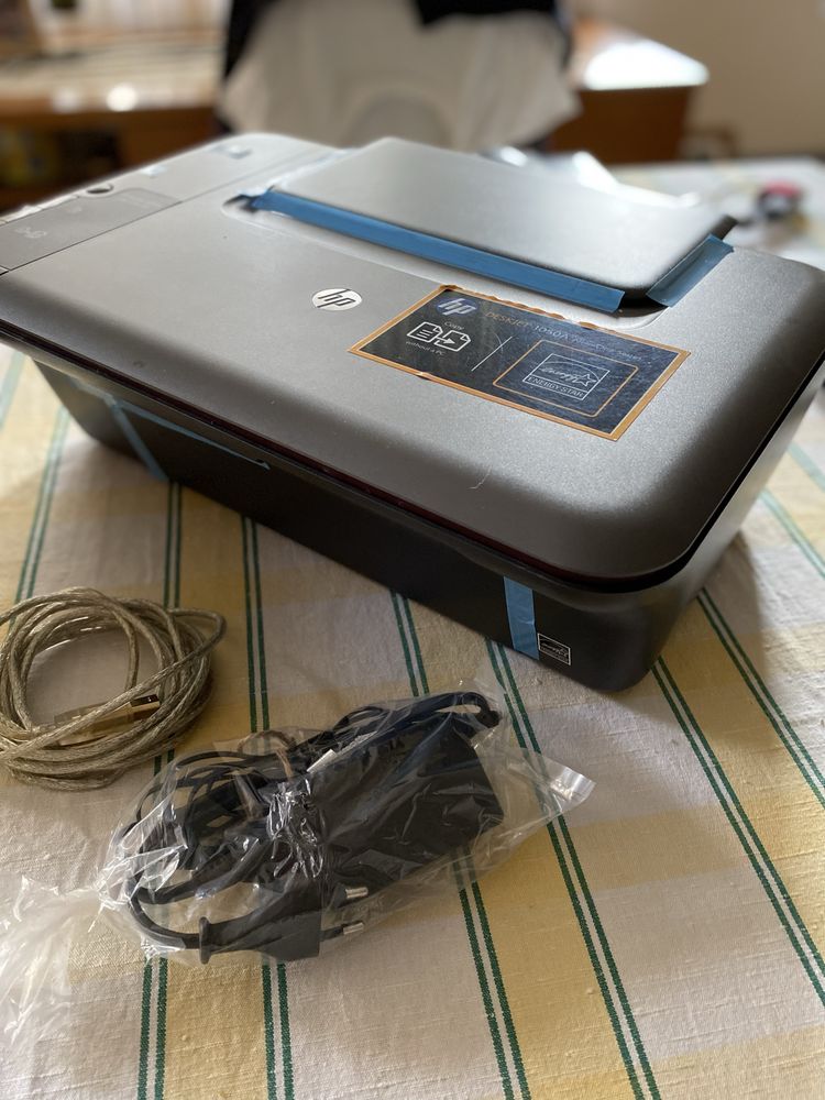 Impressora HP Deskjet 1050A oferta tinteiro