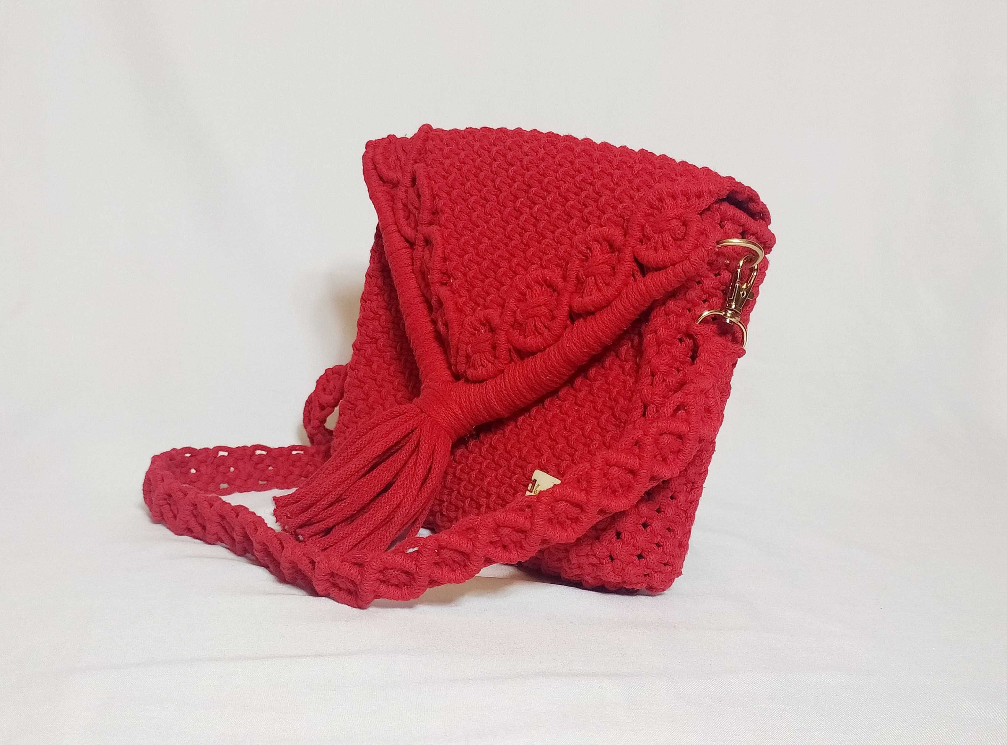 Torebka czerwona na ramię ze sznurka boho makrama