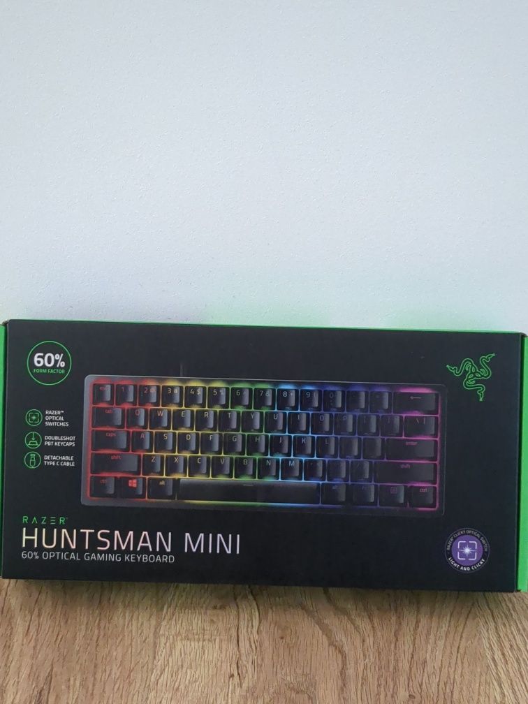 Teclado Razer Hunstman Mini (purple switch)