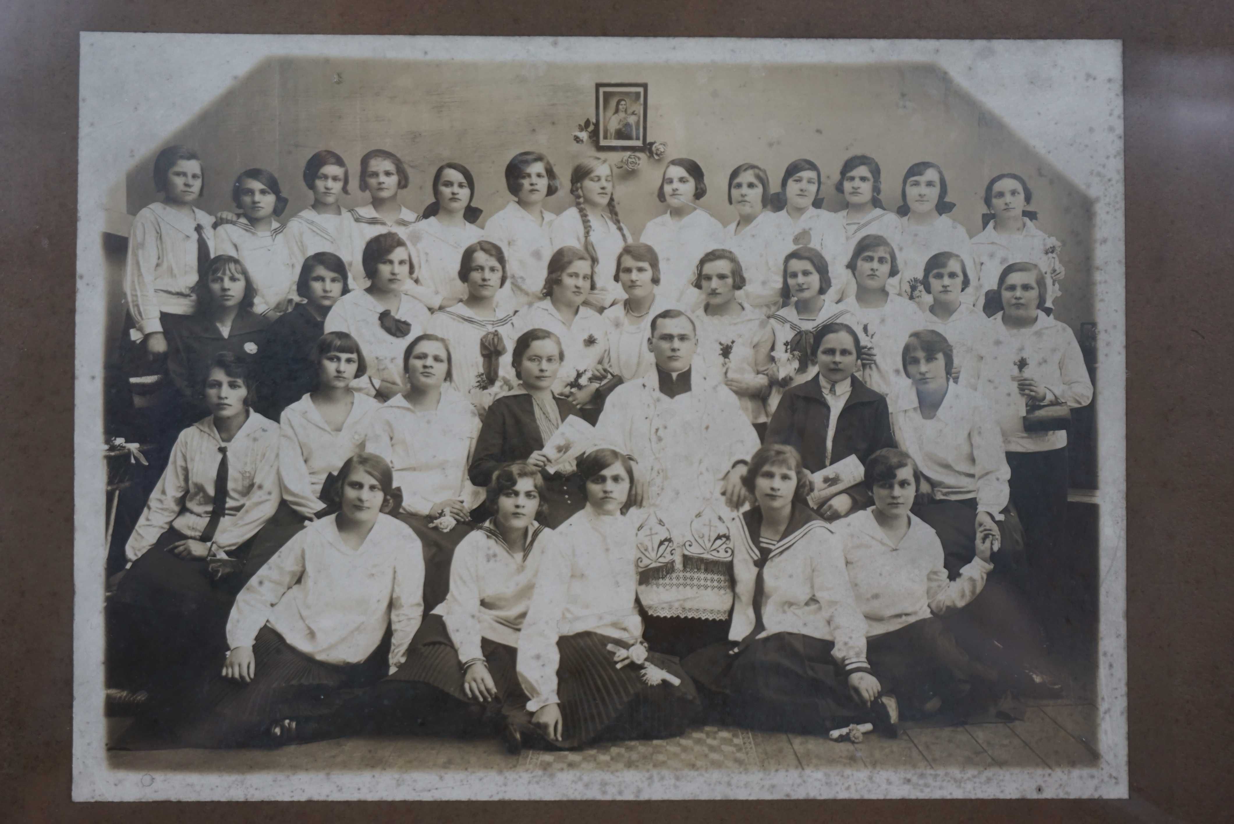 Zdjęcie Końskie ksiądz parafia Fotografia artystyczna A. Borowiec