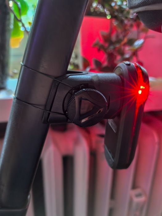 Uchwyt lampki Garmin Varia/Magene typu Atop / Boa