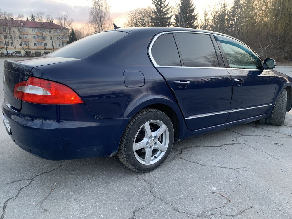 Продам Skoda Superb