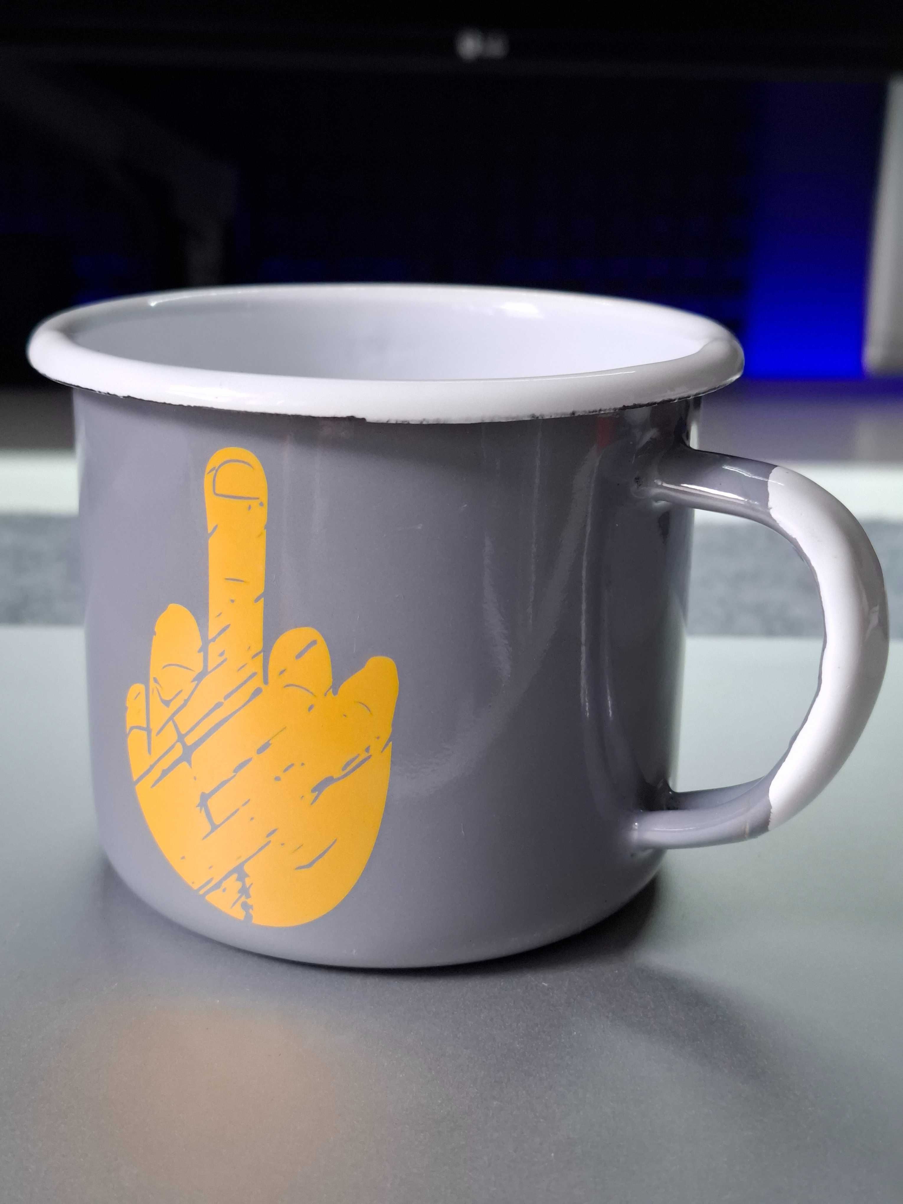 Nowy Kubek emaliowany "FCK Your Sensitivity" – 0,35 l – Czerwony