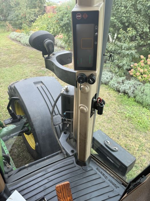 Продам тактор John Deere 7920 2006 року випуску