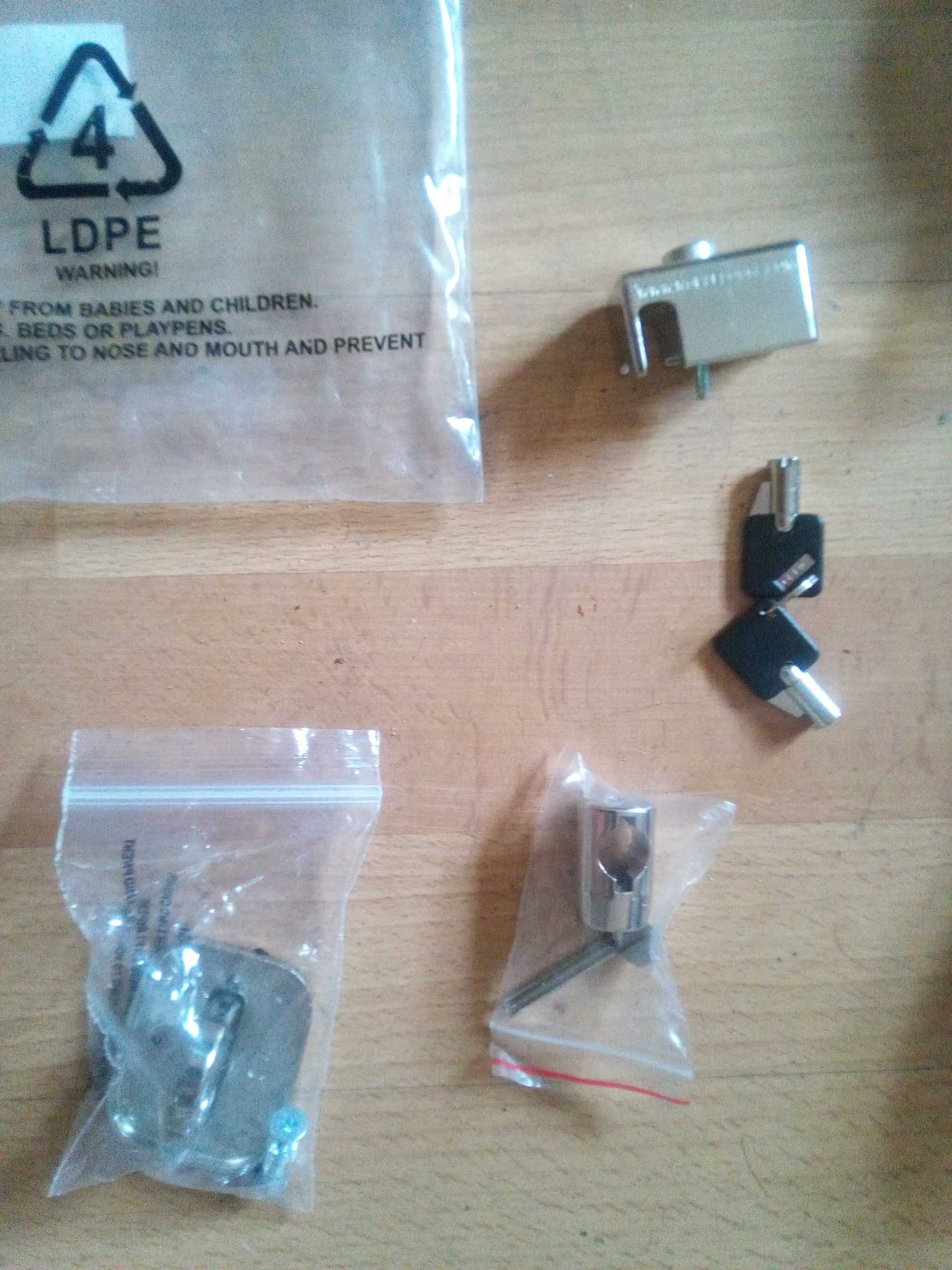 Cabos de aço anti-roubo para periféricos da marca Noble Locks