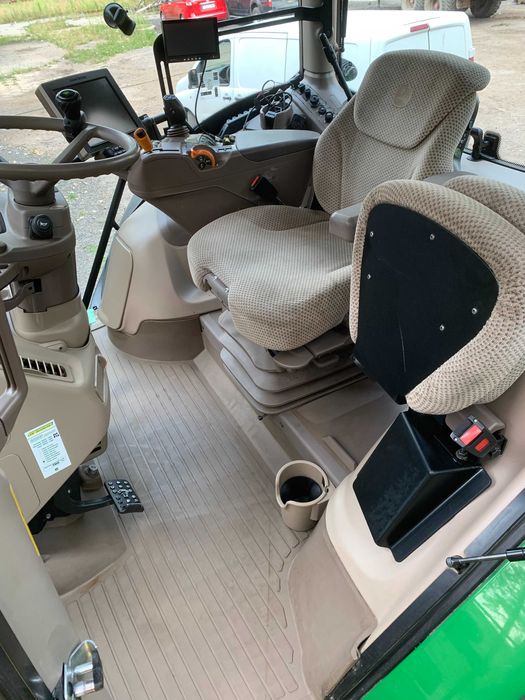 Mobilne czyszczenie kabin polerowanie lakieru ciagników John Deere itp