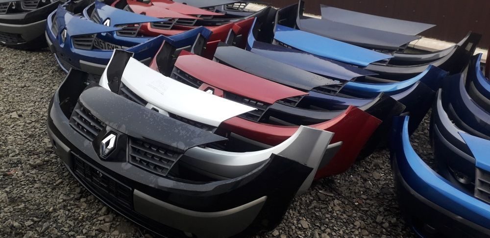 Бампер передній Рено Меган 2 Сценик 2.з 2003-2009рік.