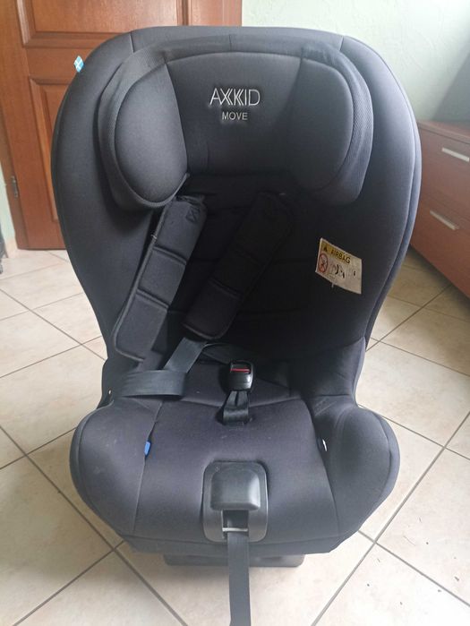 Fotelik samochodowy Axkid Move