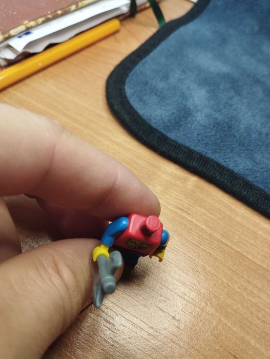 Minifigurka Oryginalna LEGO Castle Crusader Axe cas107