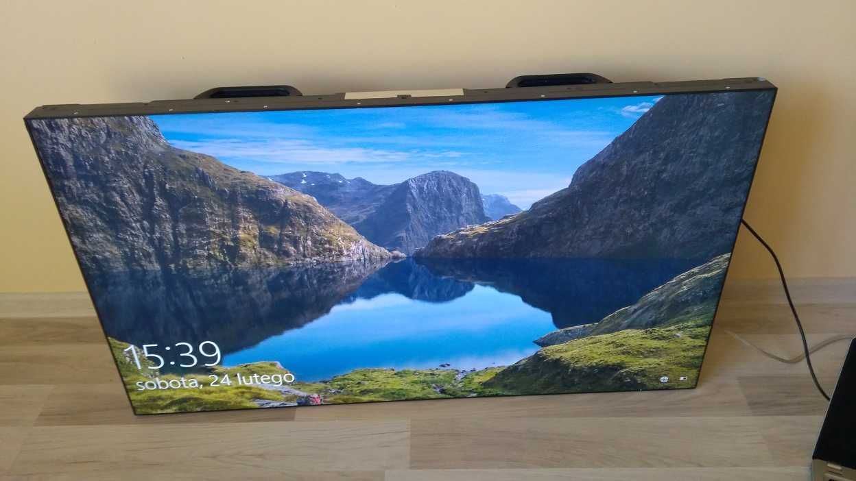 Samsung monitor Smart Signage  46 cali UH46F5