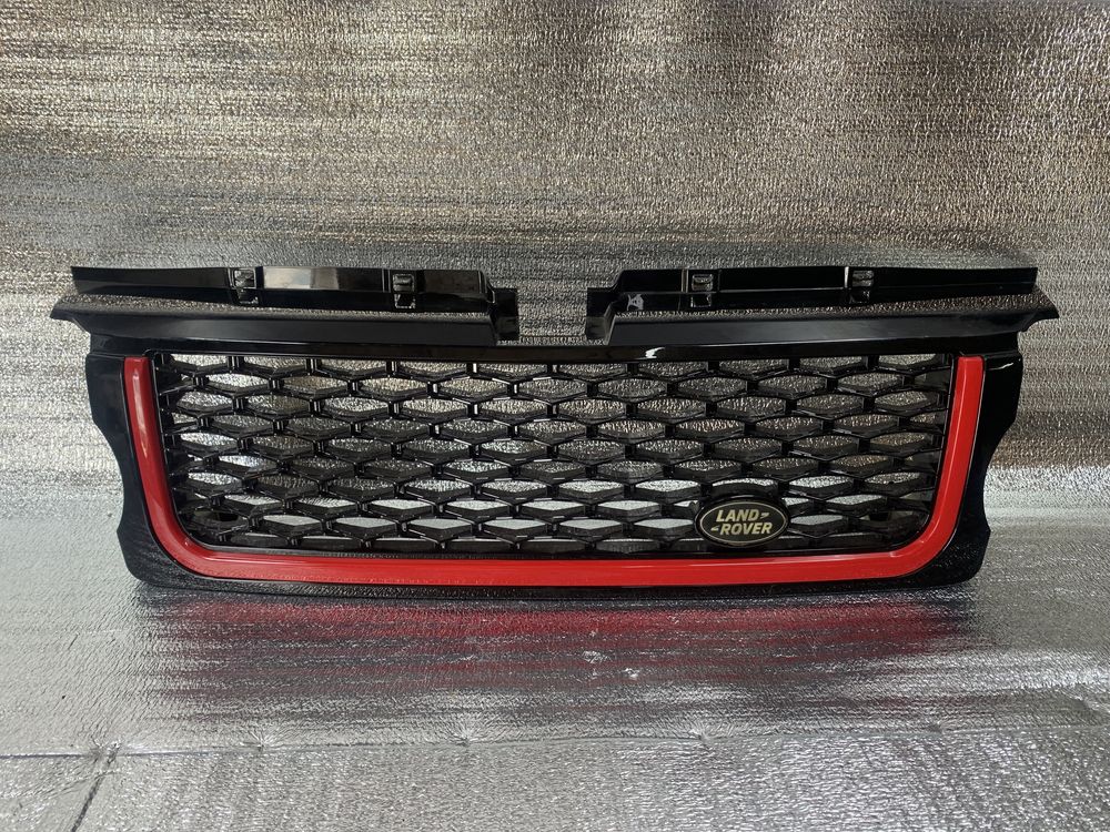 Решітка радіатора на Range Rover Sport 05-09 рік