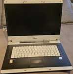 Fujitsu Siemens Amilo Pro V3515 Laptop.
