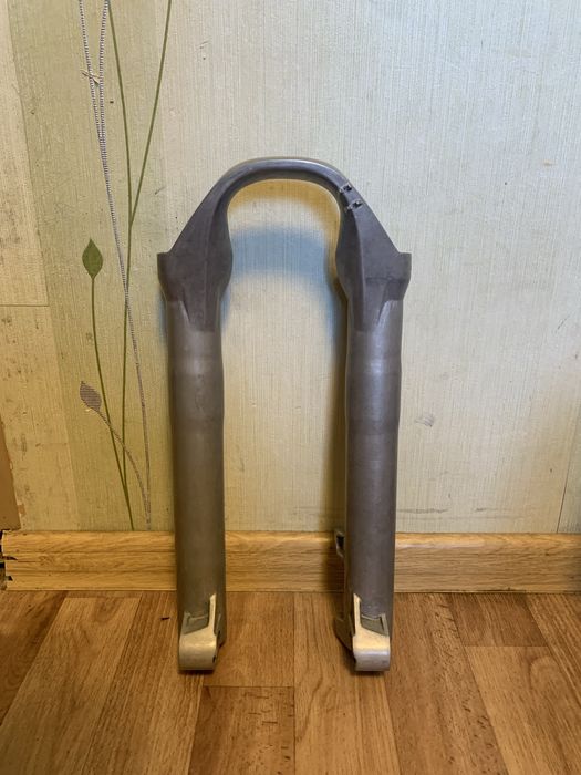 Деребан вилки под 26 колесо Rock Shox Lyrik RC2DH 170mm
