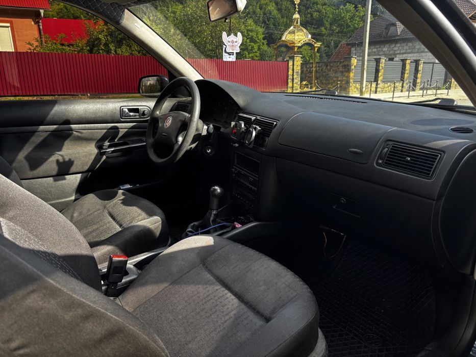 Volkswagen golf 4