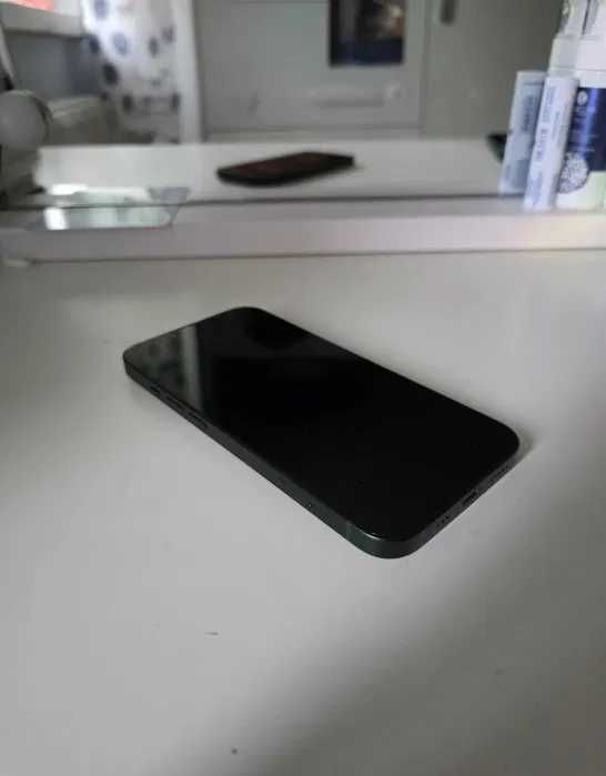 iPhone 13 128 GB • Stan bardzo dobry • Bateria 87%