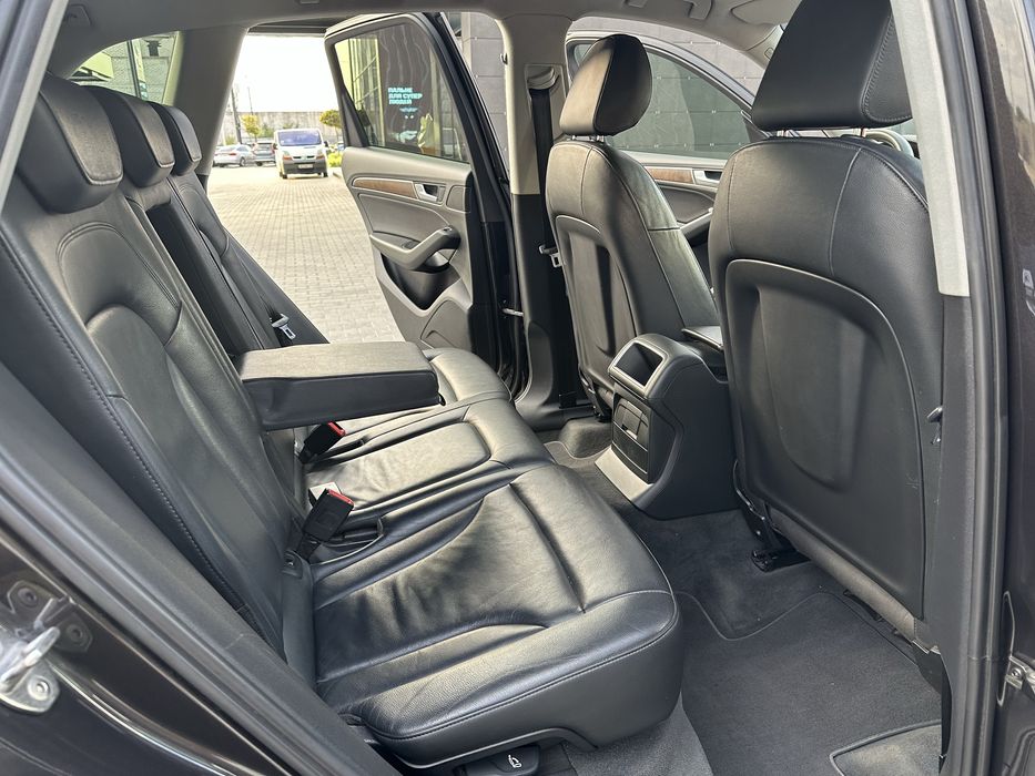 Продам Audi Q5 2012