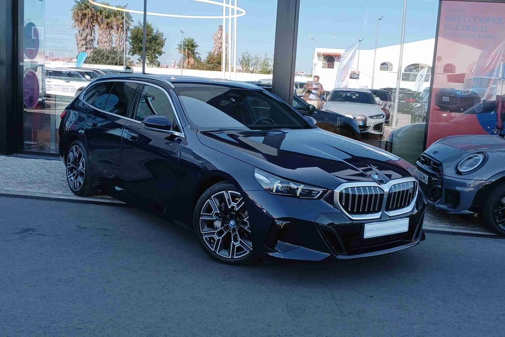 BMW i5 Touring eDrive40