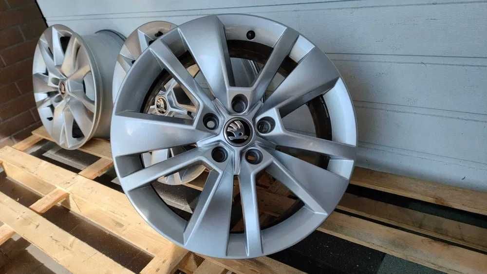 3 sztuki felgi aluminiowe 17'' 5x112 ET45 Skoda Karoq Audi Vw (OL560F)