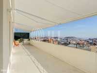Apartamento T3 com terraço e vista, Amoreiras, Lisboa