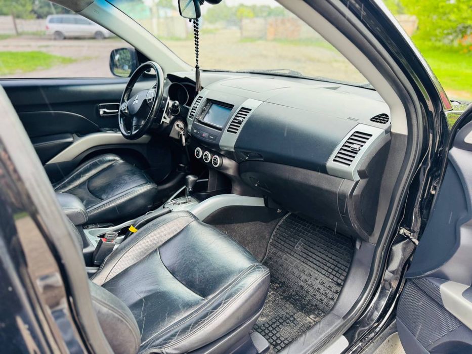Mitsubishi Outlander XL 2007 3.0 газ/бензин автомат варіатор міцубісі
