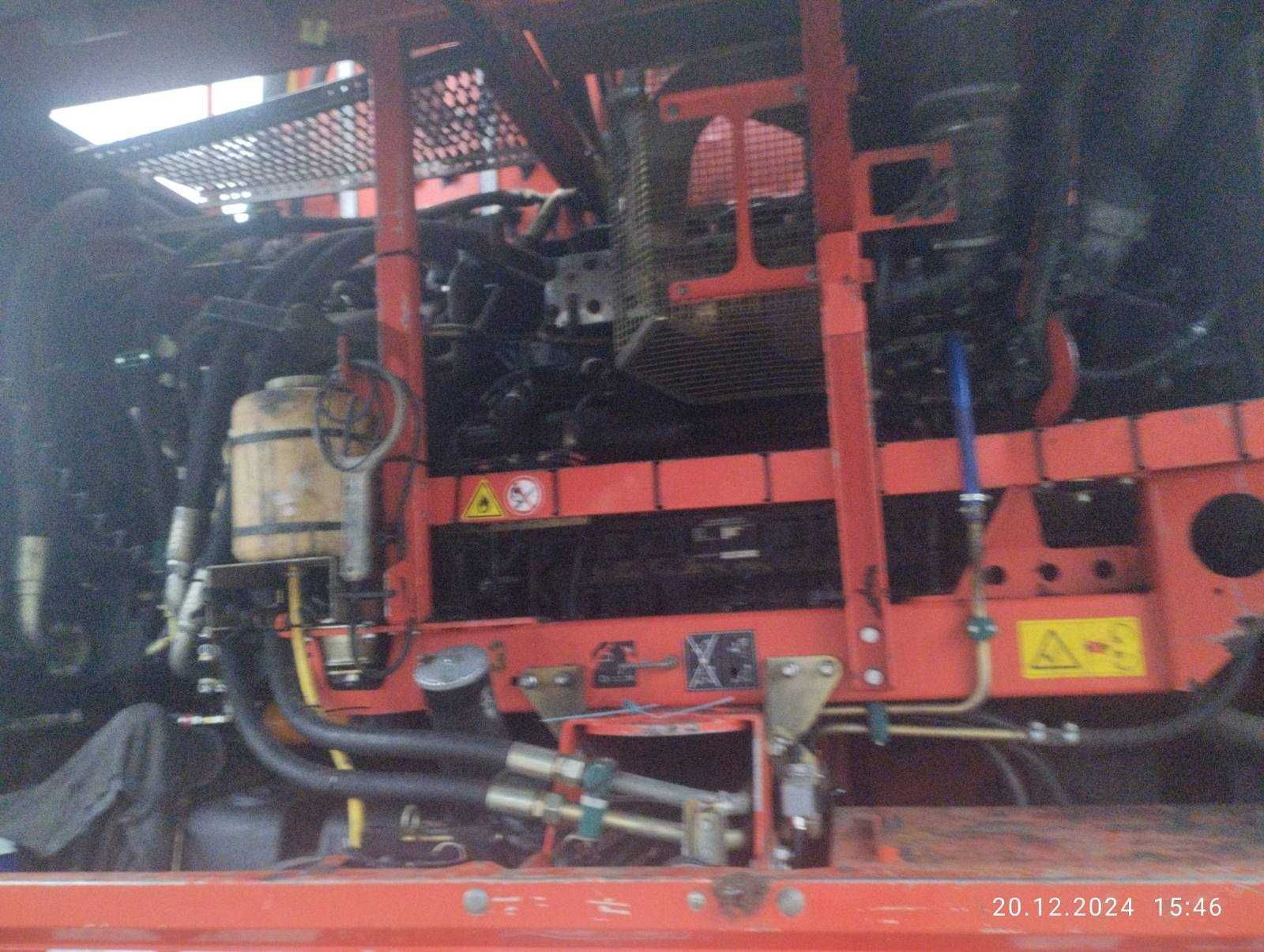 Бурякозбиральний комбайн Holmer T2