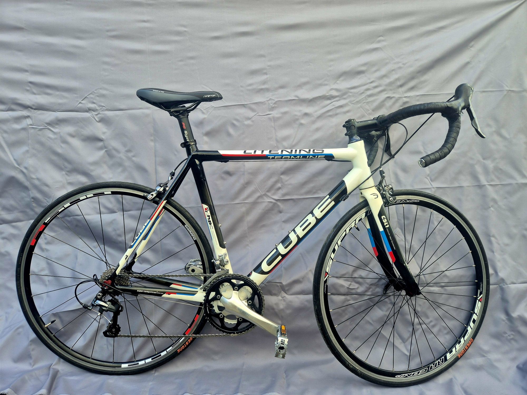 Rower szosowy CUBE Litening rozmiar 56cm. Karbon.