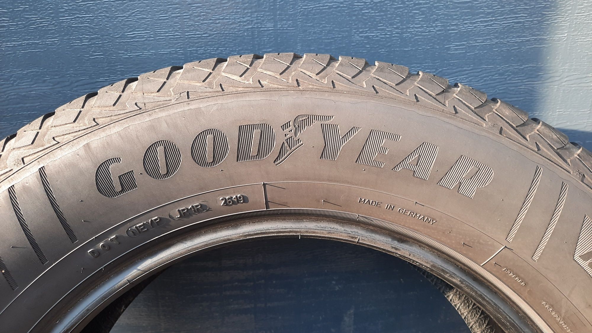 Goodyear 255/60 R18 Vector 4Seasons 6.2 mm
