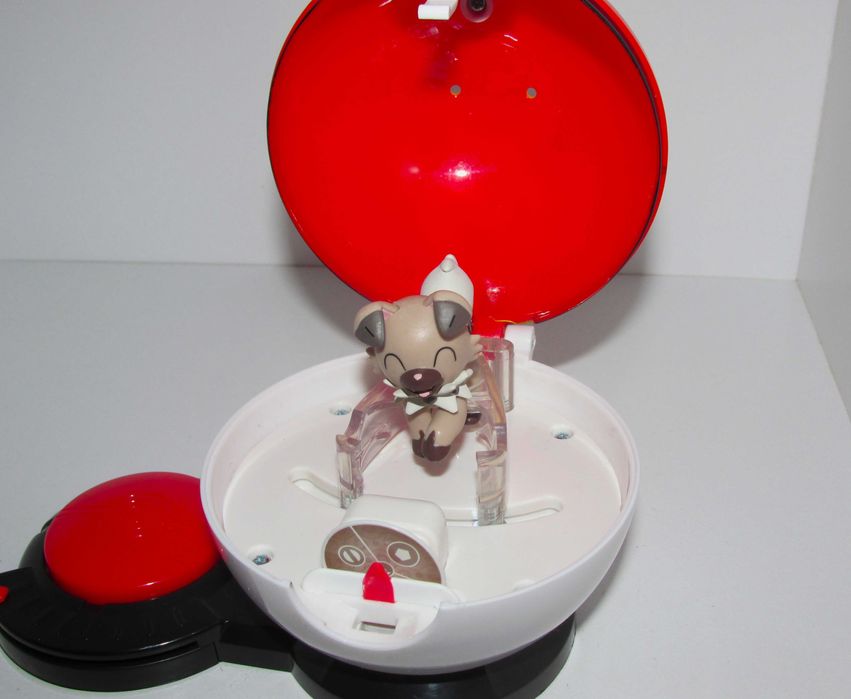 Rockruff + Repeat Ball Pokémon Surprise Attack Game, SA1