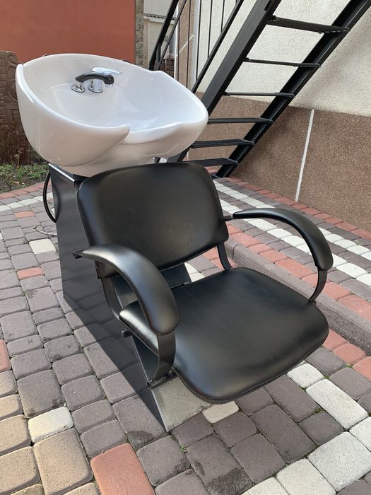 Продаю Перукарську мийку у чудовому стані