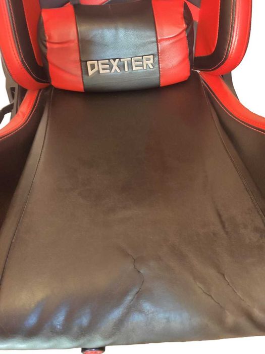 Крісло геймерське AMF VR Racer Dexter Grindor чорне/червоне