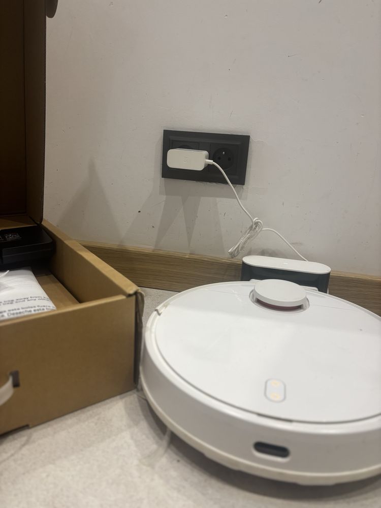 Xiaomi Mi Robot Vacum-Mop Pro White