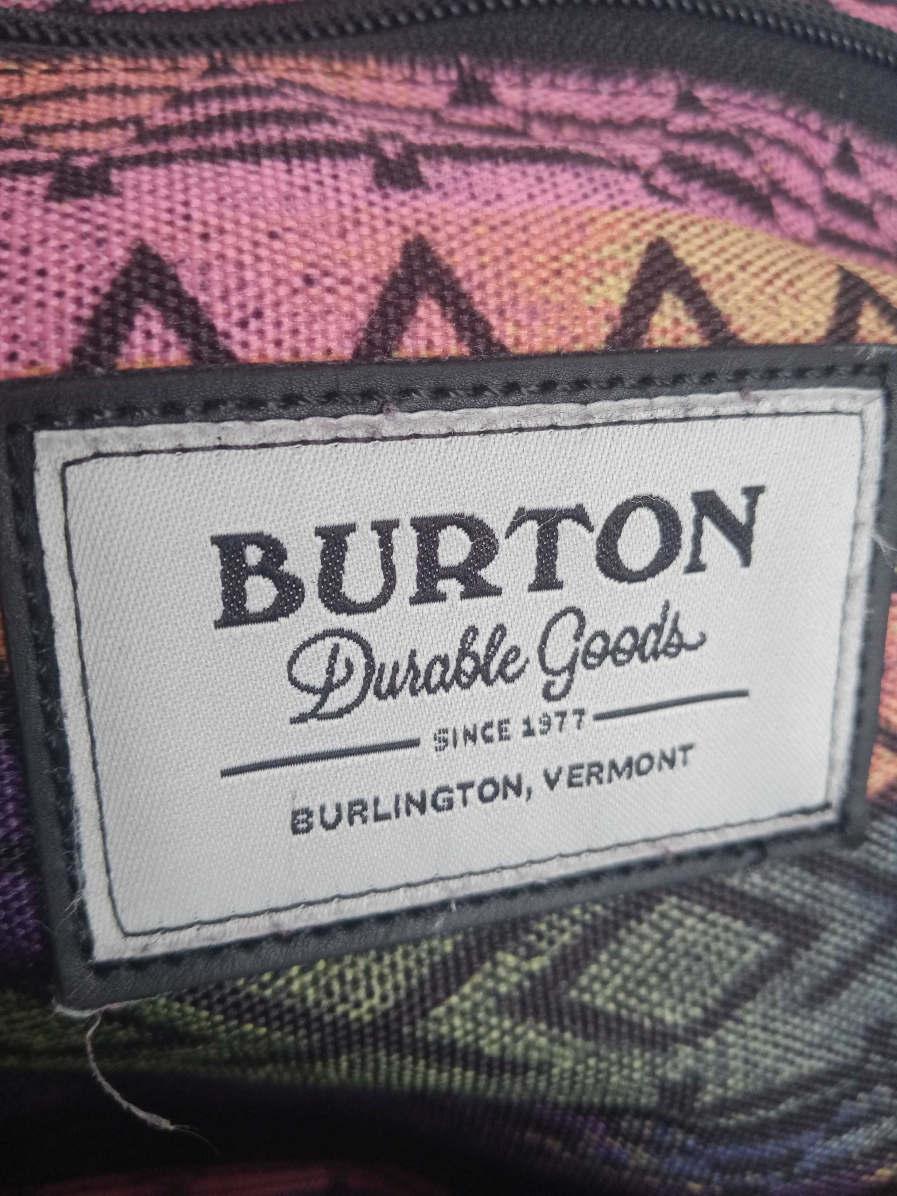 Plecak firmy Burton.